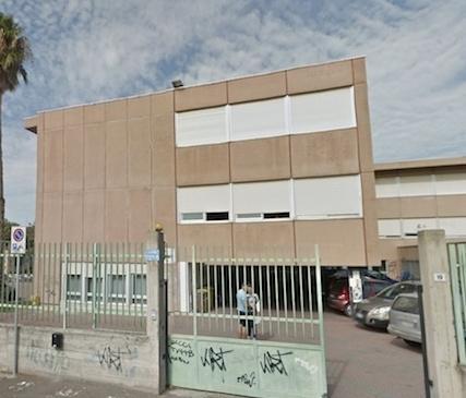Liceo scientifico senza corrente elettrica