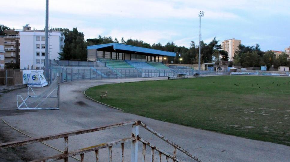 Nuorese-Rieti si gioca a porte chiuse, lo stadio non è sicuro