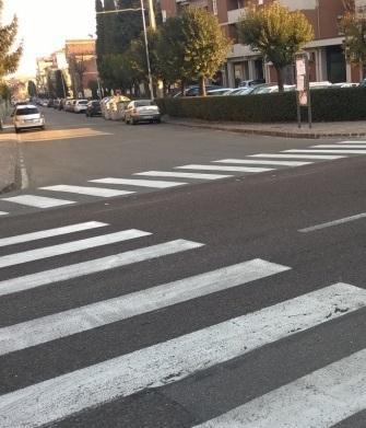 Ferita quindicenne investita da un’auto