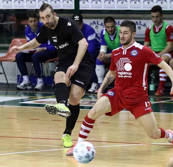 Kaos, un successo pesantissimo 