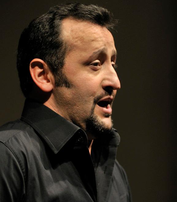 Il tenore Costi al De Andrè per lo show “Not(t)e italiane”