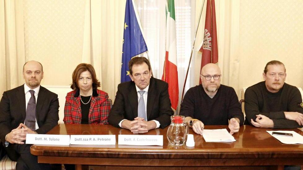 Task force per Aamps, ma c’è la mano di Grillo e Casaleggio