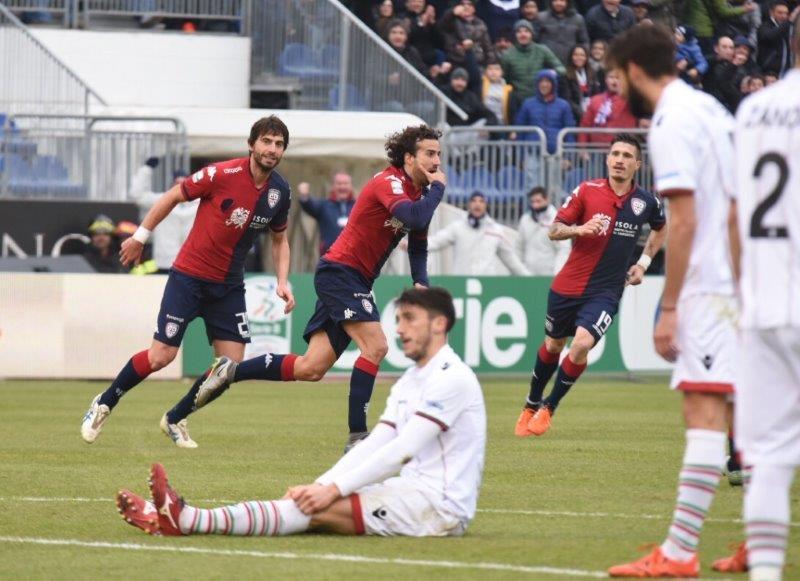 Di Gennaro esulta dopo il gol