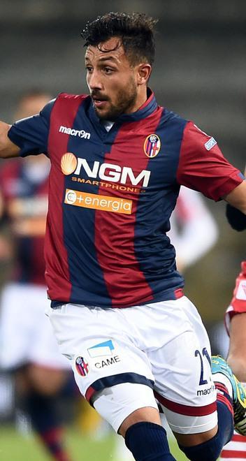 Sassuolo-Bologna al pepe con gli ex Floccari e Laribi 