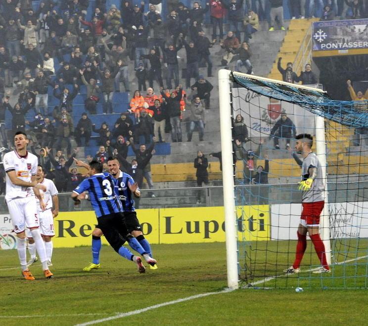Partenza super, poi il Pisa inciampa 