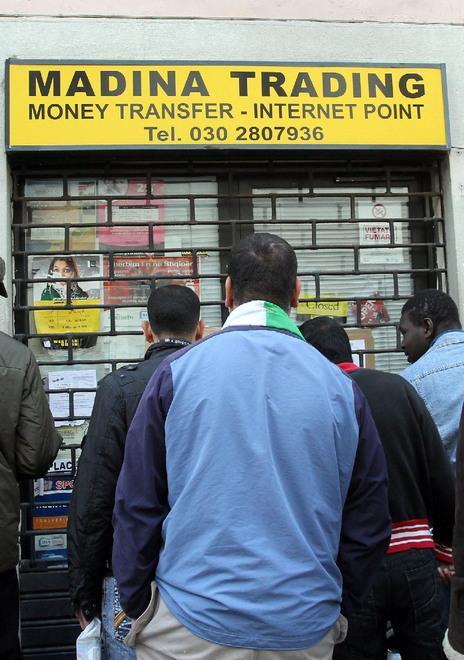 Quasi 50 milioni di euro spediti in un anno all’estero dagli immigrati “pisani” 