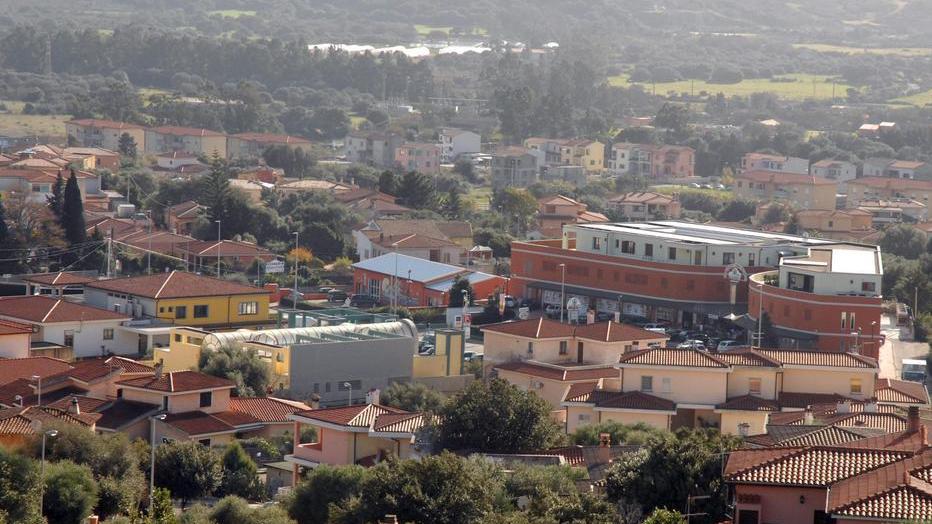 La difesa del Comune: «Cosir sempre attento agli operai del posto»