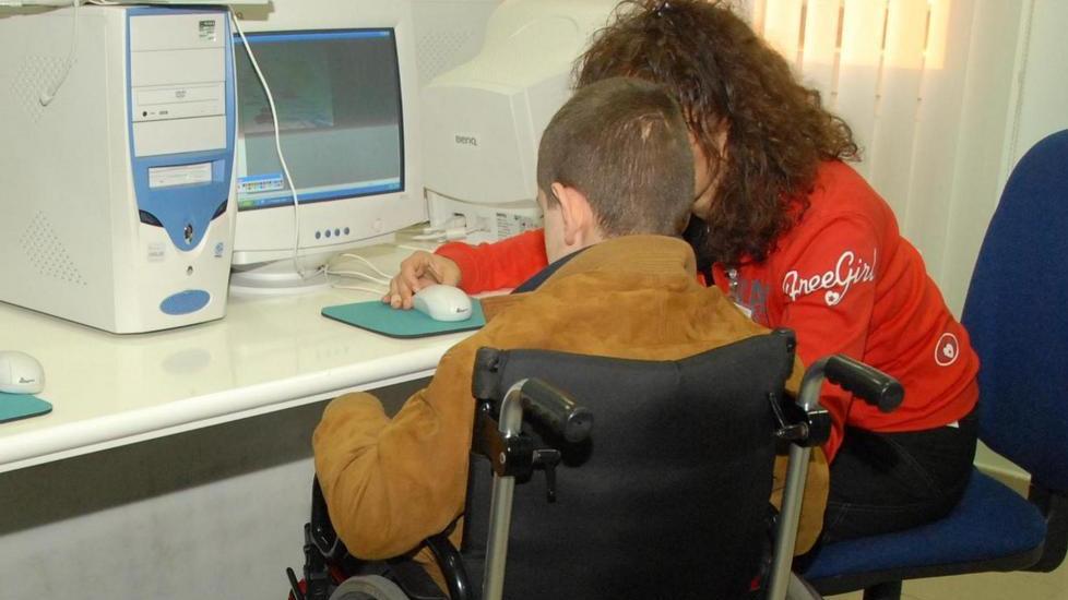 Assistenza negata ai disabili, è polemica