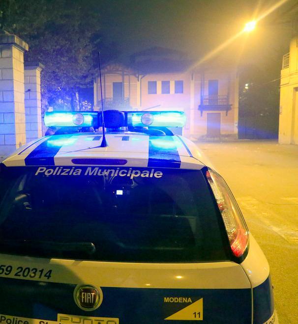 Spacciatore preso tra gli applausi 