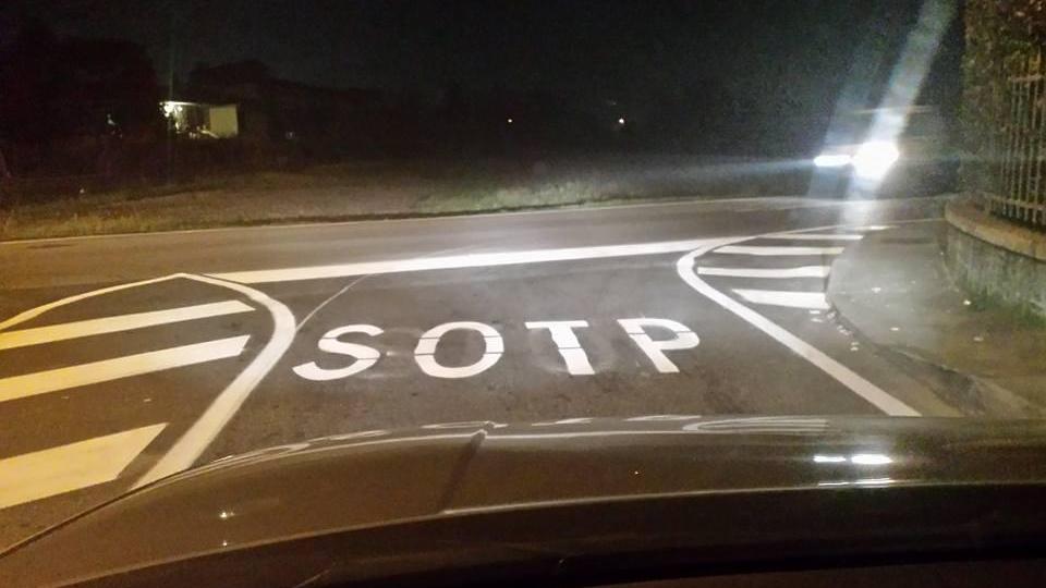 La scritta "Sotp"