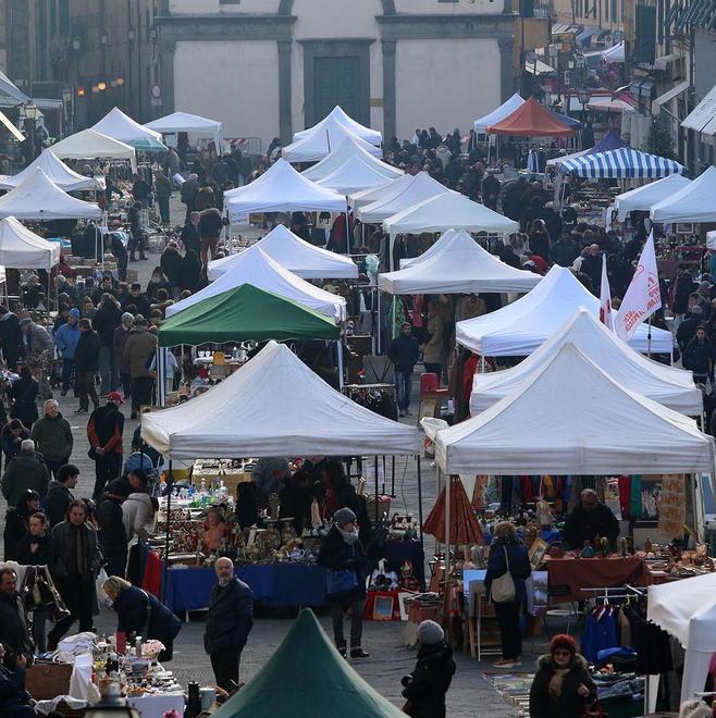 Preso d’assalto il mercato Pescia Antiqua