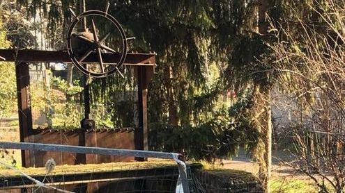 Via Gelsi, ringhiera pericolosa ma nessuno è intervenuto