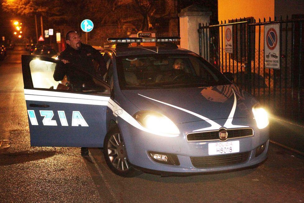 Reggio Emilia, incappucciati tentano di rubare in casa: arrestati due georgiani