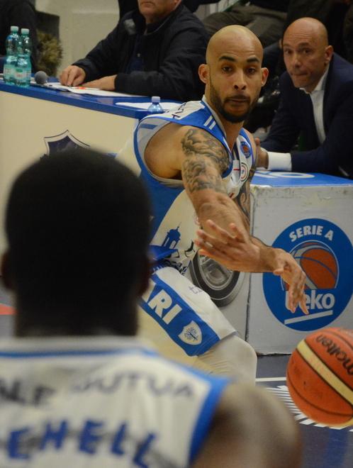 Dinamo, c’era una volta il fortino del PalaSerradimigni: 4 ko in 8 gare 