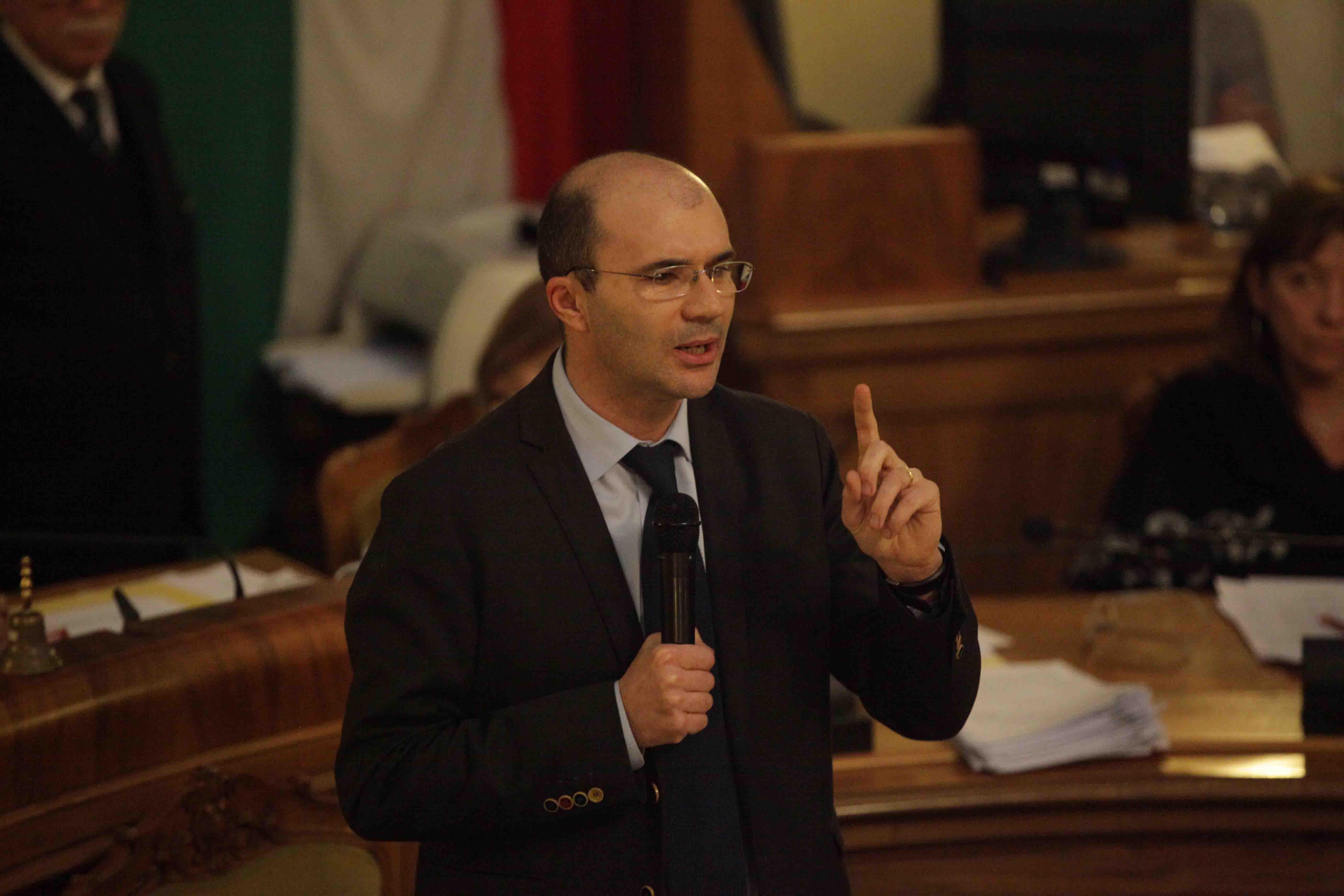 Il sindaco Vecchi sulla casa legata ad Aemilia: «Non mi piego»