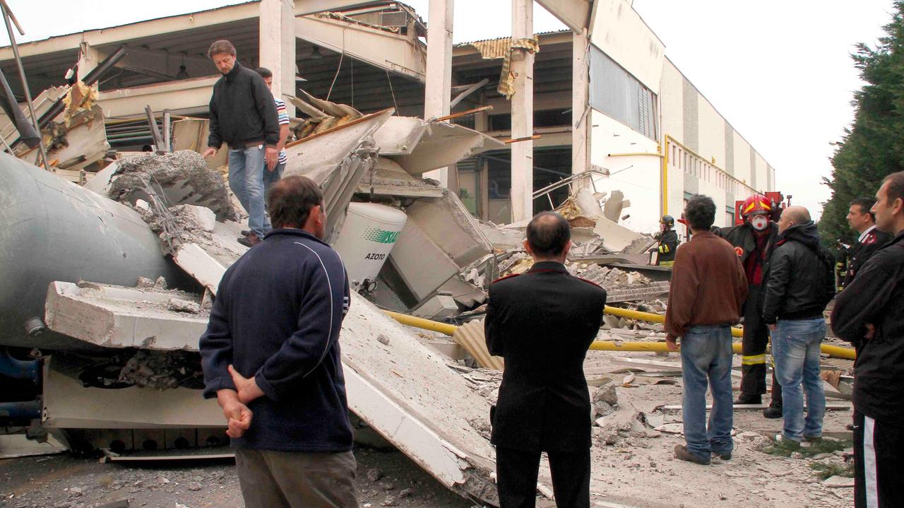 La tragedia alla Tecopress, la mattina del 20 maggio 2012