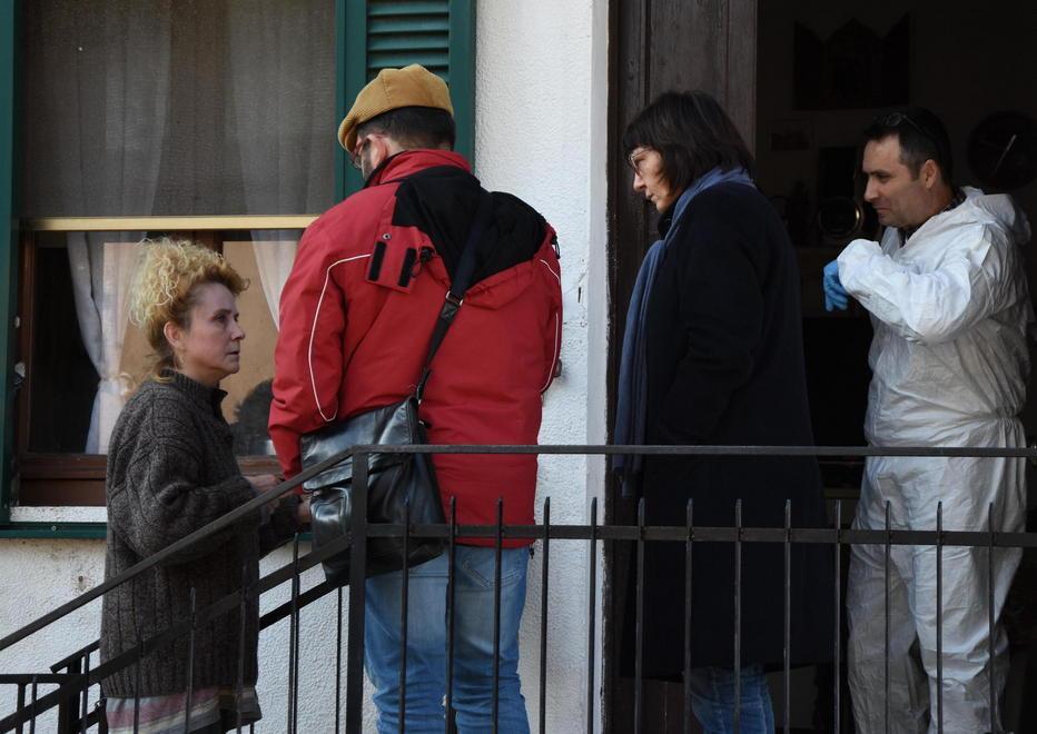 Tentò di rapinare un’anziana facendole un’iniezione 