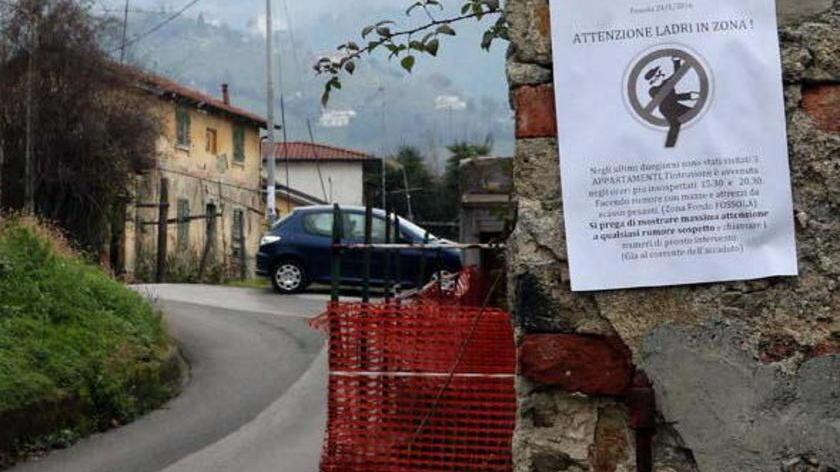 Centinaia di volantini e ronde anti ladri