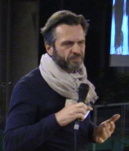 «Ho perso mio figlio, vi racconto la droga»