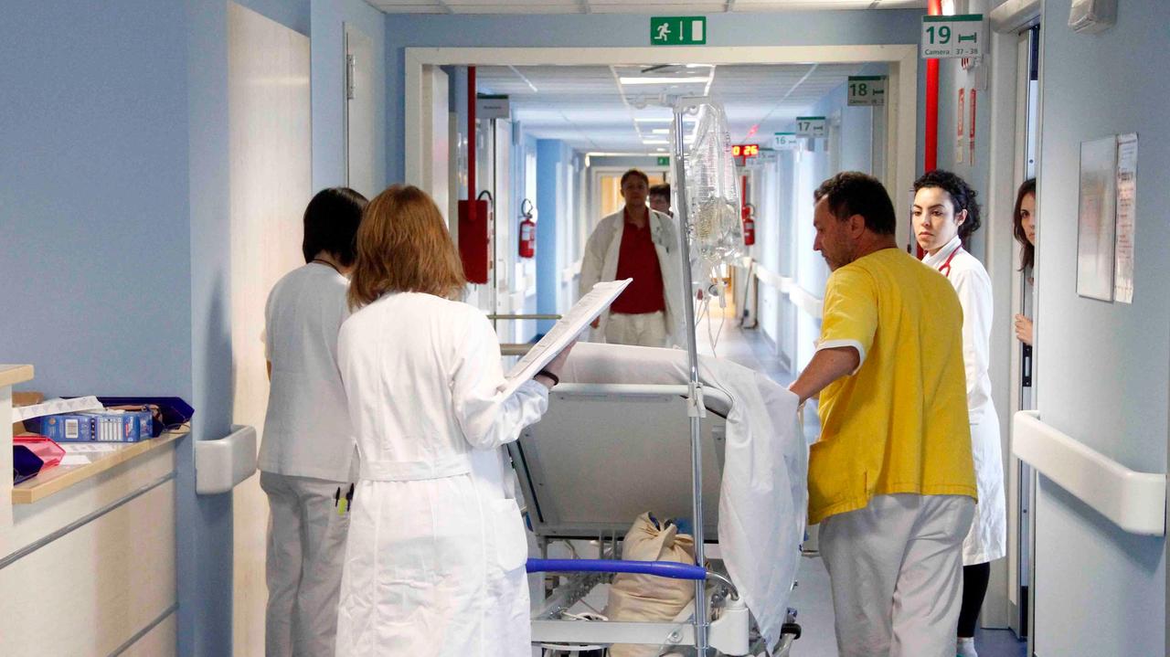 Personale sanitario in assemblea straordinaria