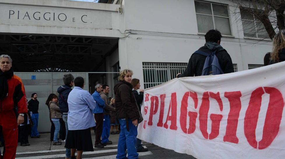 Piaggio, venti operai verso il posto stabile 
