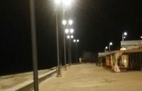 Ghiaie illuminate a giorno, è polemica 