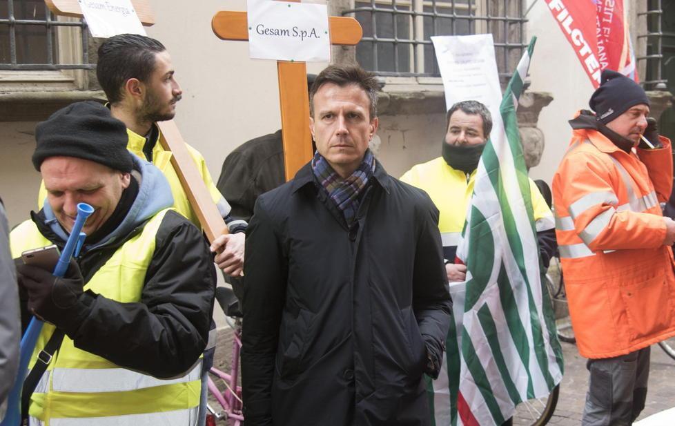 Martinelli all’attacco su Gesam «La società non va svenduta» 
