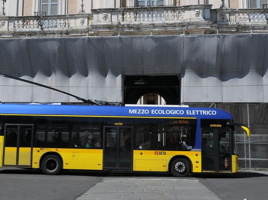  Modena: torna il filobus davanti all'Accademia e in corso Duomo ritorna il 6