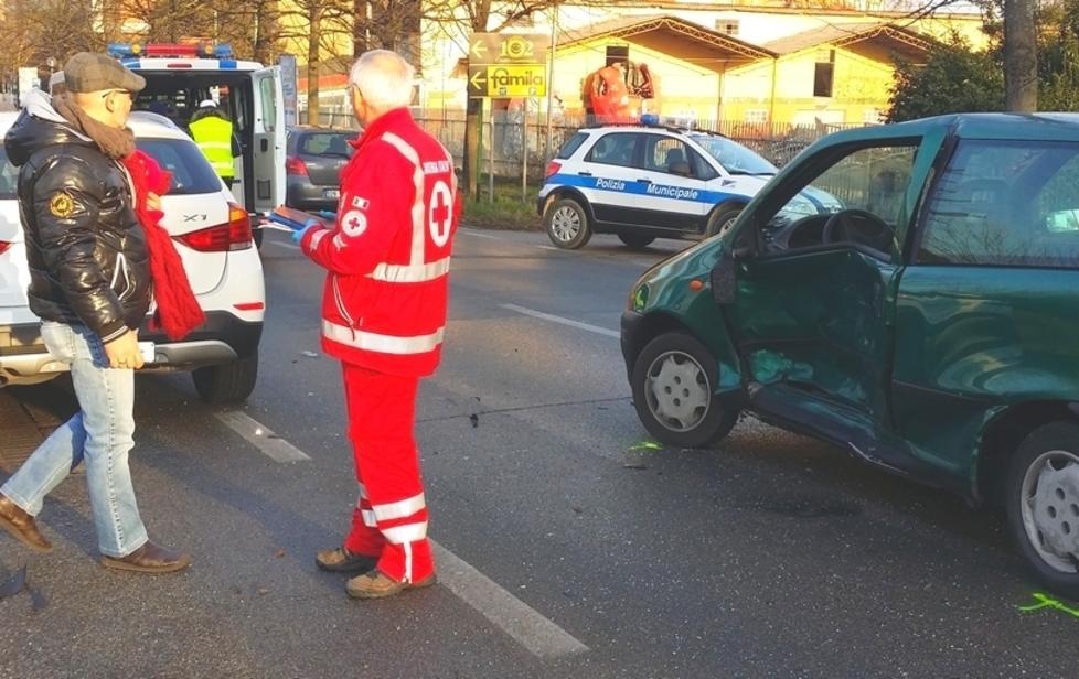 Altro scontro sul ponte Resta ferita una donna 