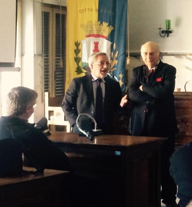 Peralta salutato in sala Consiglio 