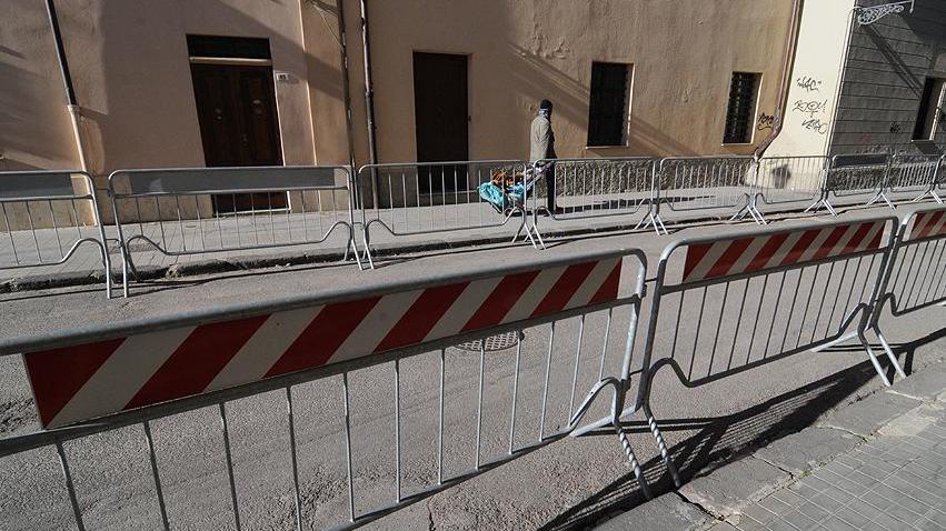 Furto di 300 transenne dal cantiere comunale