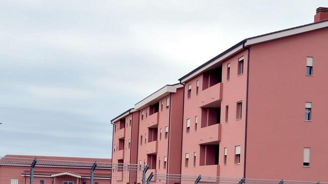 Caserma ai profughi? Il governo nega