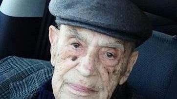 Zio Mario Columbano festeggia 102 anni a Sassari