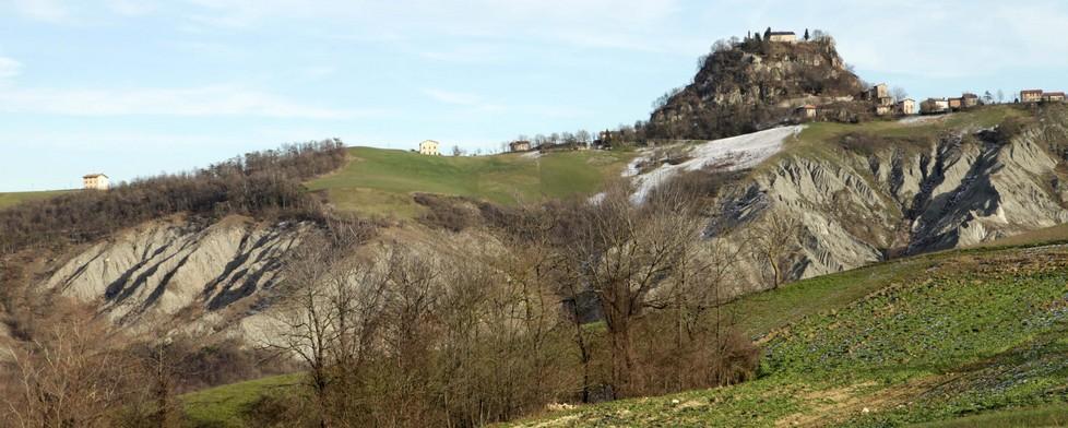 Tutti alla rupe per il grande “abbraccio” 