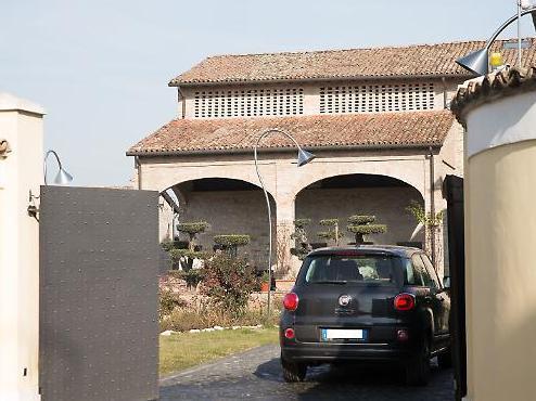 Sequestrata la villa di Crespo 