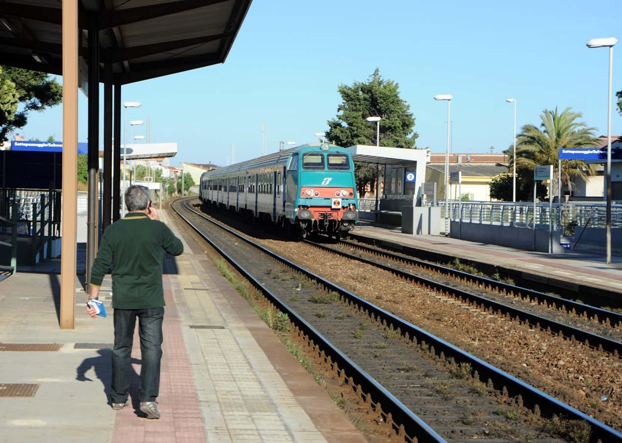 La stazione ferroviaria di Assemini in una foto d'archivio