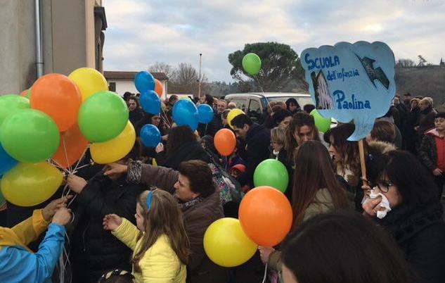 L’addio delle contrade Poggio e Piano piangono don Lido 
