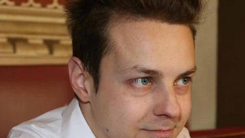 Un nuovo marciapiede per la frazione