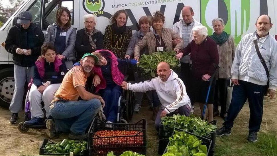Anziani, disabili e studenti piantano “Semi di futuro”