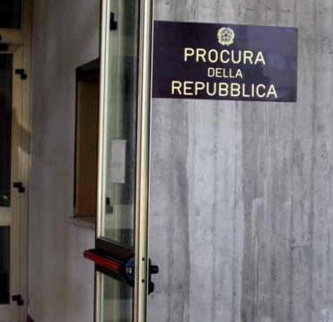 Le prime parole in Procura: dottore, siamo qui