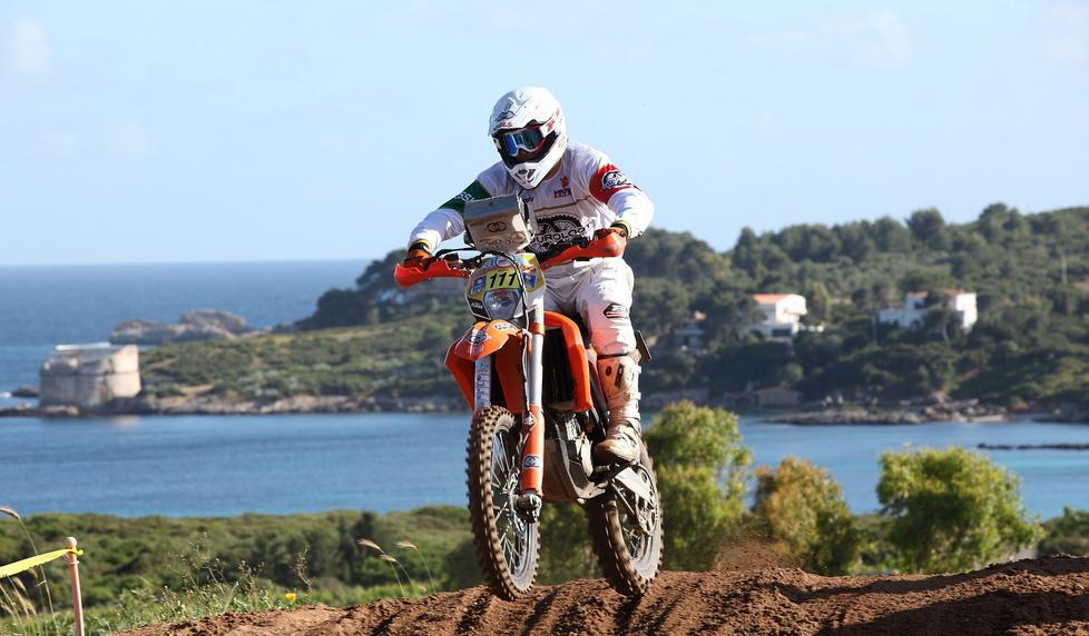 Due costole fratturate: Cairoli deve dare forfait 