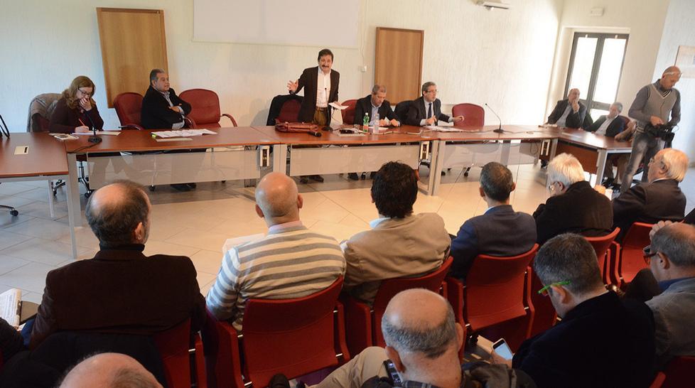 «Giù le mani dai fondi comunali» 