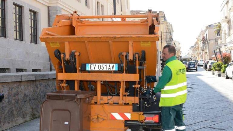 La raccolta differenziata cresce il porta a porta anche nell’agro