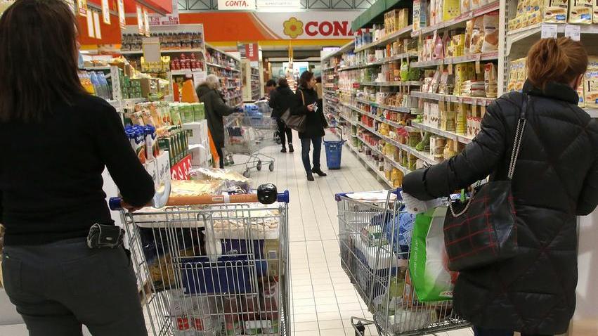 Dall’iper al discount: ecco dove risparmi
