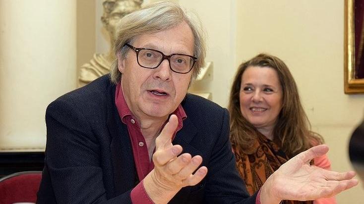 Sgarbi, il giallo e le monete finite su eBay