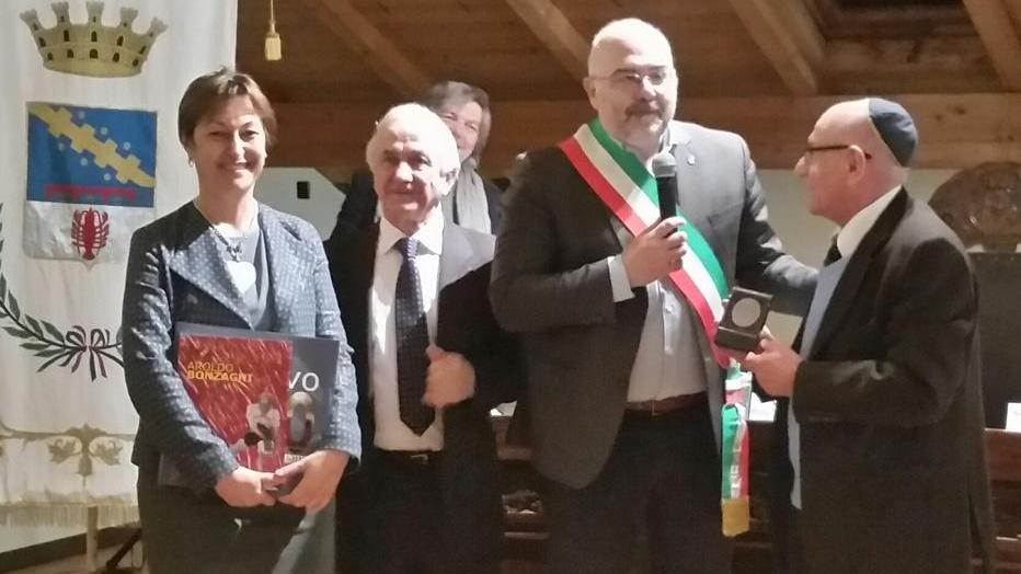 L’omaggio alle vittime della Shoah