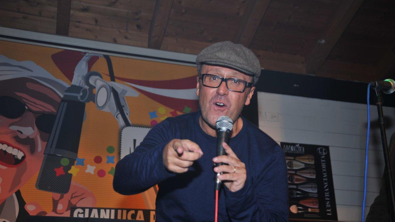 Gianluca Domenici durante la presentazione del nuovo cd al Macondo (Fotomania)