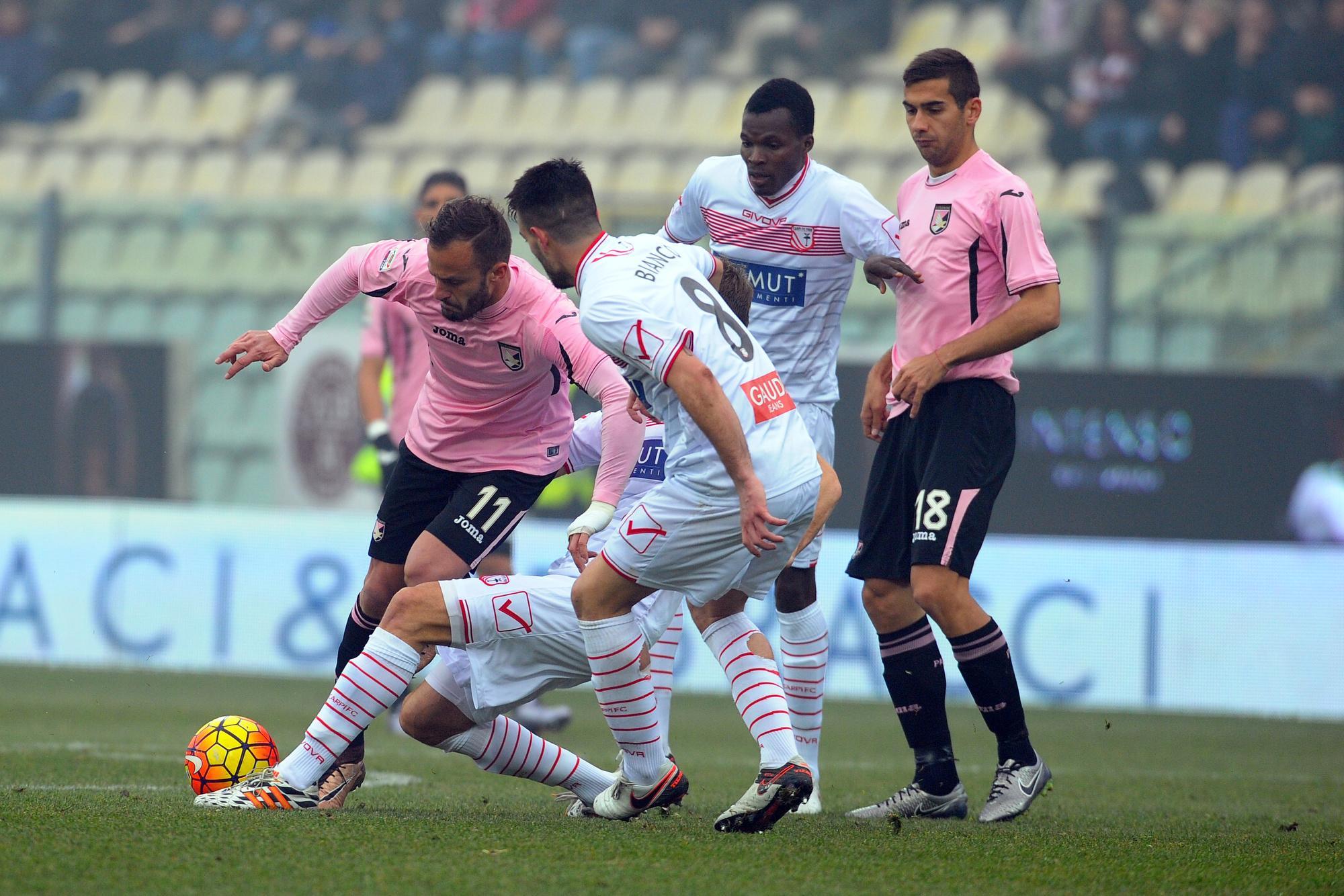 Pari con il Palermo, il Carpi spreca un jolly