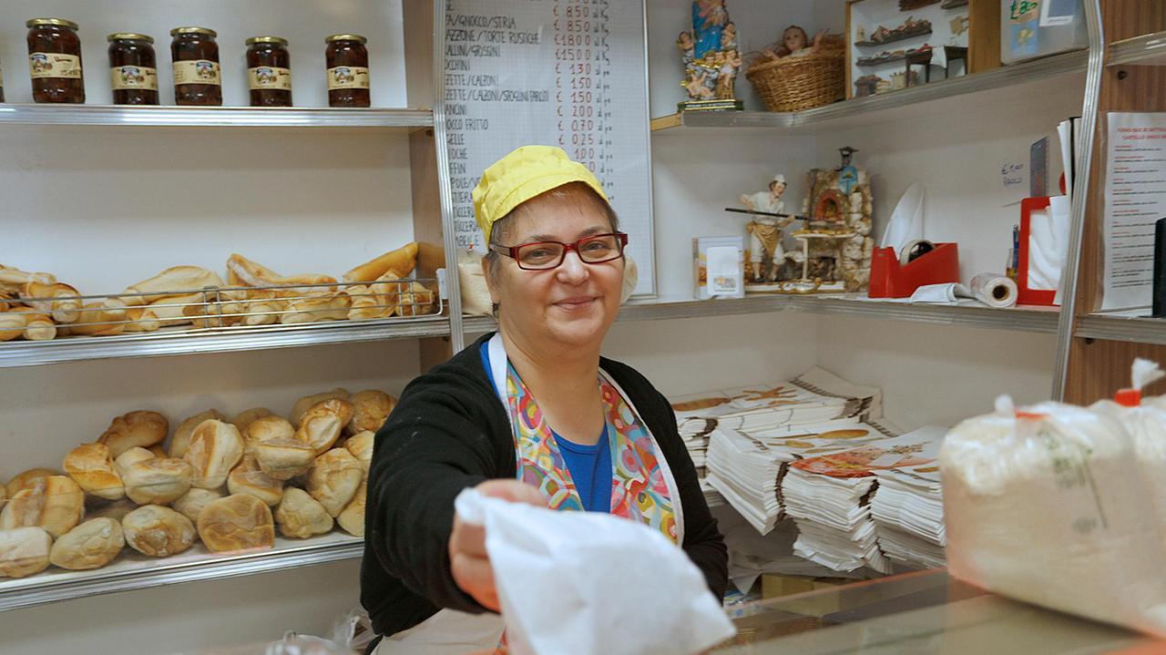 Modena e la solidarietà; il pane che ci può sfamare