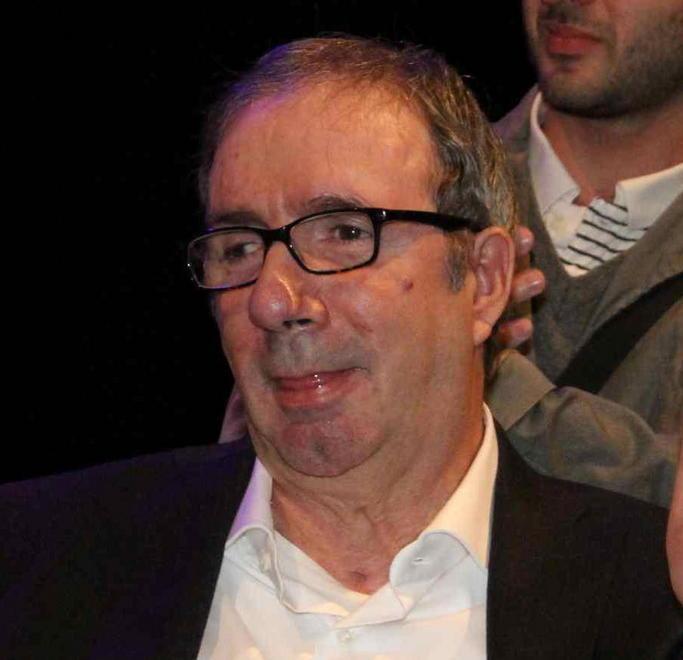 Il fratello scrive: «La giustizia non suscita la gogna»